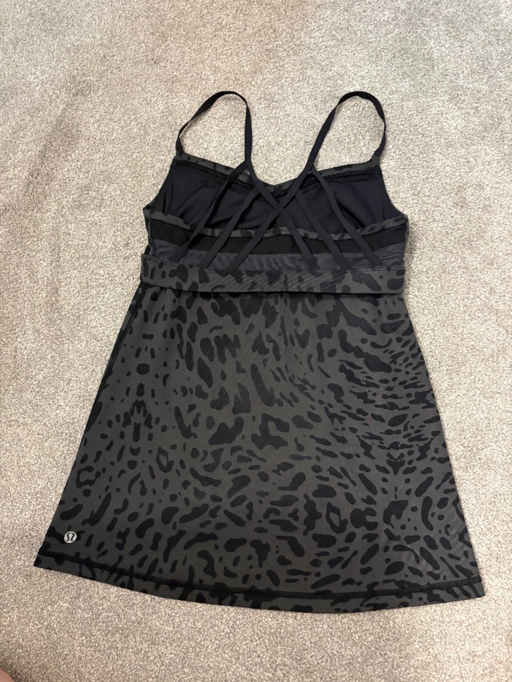 Lululemon Just Breathe Tank - Animal Swirl Deep Coal Black - Size 6